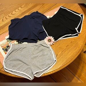 Lot (3) Athletic Shorts -Size Large 🌷